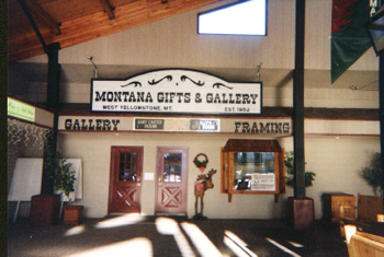 Gift & Gallery.JPG (116271 bytes)