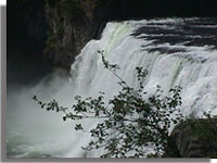 Scenic.Mesa Falls.Drop.JPG (14856 bytes)